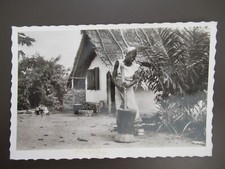 Yoko - 48 - La Pileuse de riz - Mission Catholique, à YOKO, Cameroun - BE (D22)