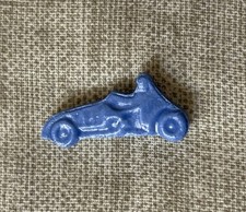 Feve Ancienne Plate Limoges Voiture Biscuit Emaillé Bleu Porcelaine