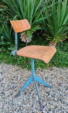 Ancienne chaise industrielle - ancienne,