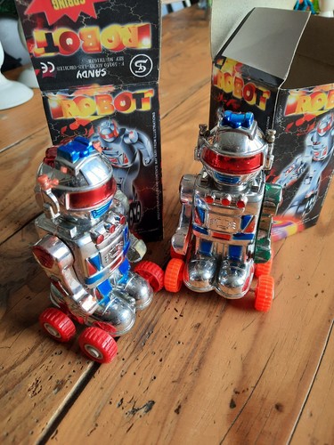 Vintage robot lot bootleg - vintage,