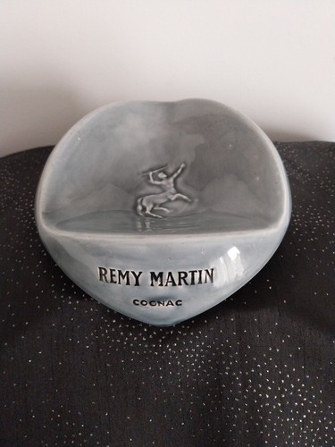 Cendrier publicitaire remy - publicitaire,