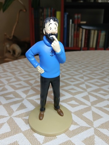 Tintin moulinsart figurine - tintin,