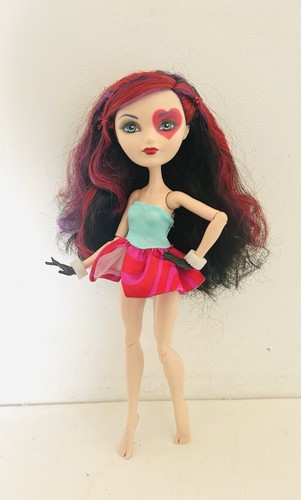 Poupée ever after high lizzie - after,