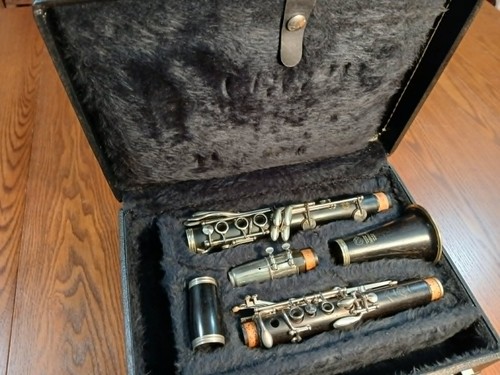 Selmer series clarinet - series, 9