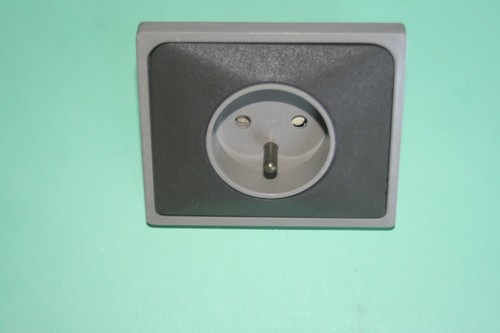 Arnould 1001 prise brun - arnould, 2p+t