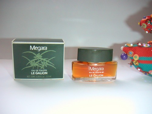 Ancienne rare miniature - , &