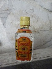 Mignonnette bouteille ancienne