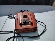 HILTI C7/24 BATTERY CHARGER
