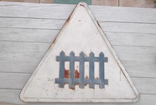 ANCIENNE PLAQUE EN TOLE PANNEAU DE SIGNALISATION BARRIÈRE SNCF