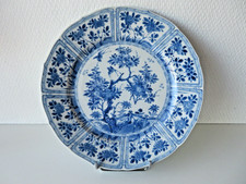 Antique Assiette plate , porcelaine de Chine,  Kangxi