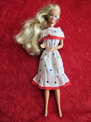 Barbie robe blanche et - barbie, en