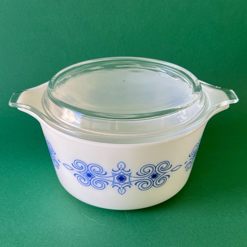 Petit plat pyrex - pyrex, england