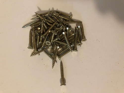 Lot vis bois en acier - 50,