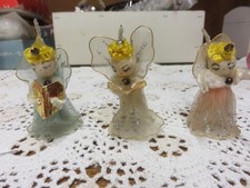 Décoration Noël 3 anges à suspendre  hauteur 6 cm environ, vintage