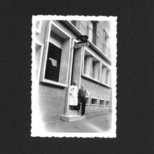 Women's Trade Store Front Iron