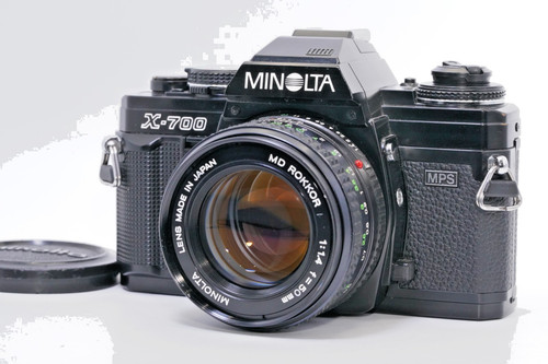 Near mint konica minolta 700 - near, x-700