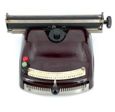 Machine à écrire pour enfant , en bakelite marron, Optima Buromaschinenwerk,1950