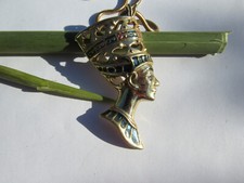 Bijoux Vintage - Tête Egyptienne Néfertiti Egypte Pharaon - Métal doré émaillé