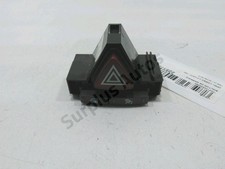 BOUTON DE WARNING 13189800 OPEL CORSA D phase 2 (01/2011 03/2015) / NE 225172