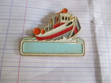 pin's bateau chalutier