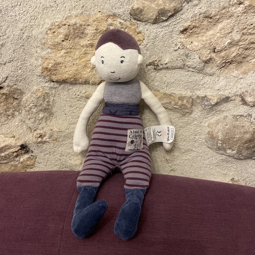 Doudou peluche poupée garçon