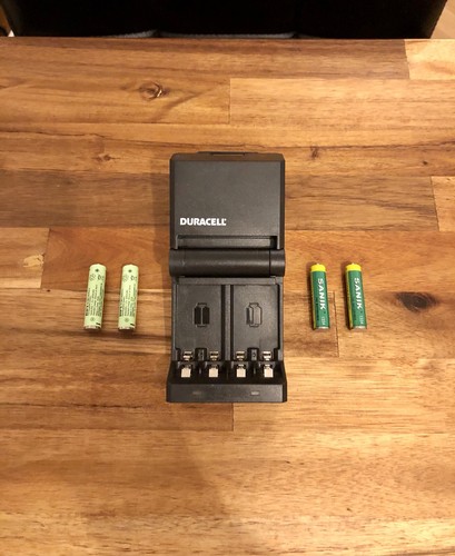 Chargeur piles duracell - chargeur,