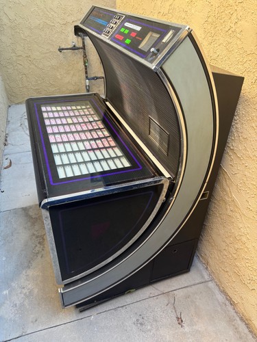 Vintage 1970s seeburg - vintage,