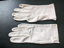 Vintage paire de gants blancs de cérémonie