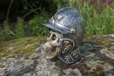 KN193  TETE MORT CRANE HEROIC