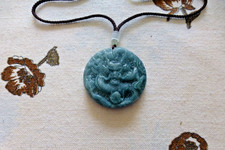 SUPERBE PENDENTIF en JADE