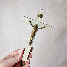 Petite Croix Murale Ancienne Style Religieux - Christ Doré et Nacre Imitation