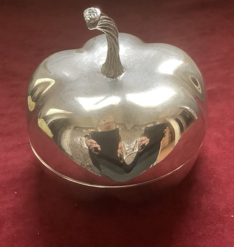 Pot forme pomme en metal - pot,