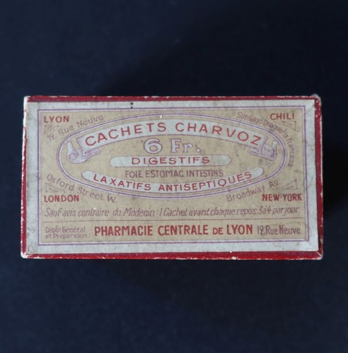 Boite publicitaire pharmacie - boite,
