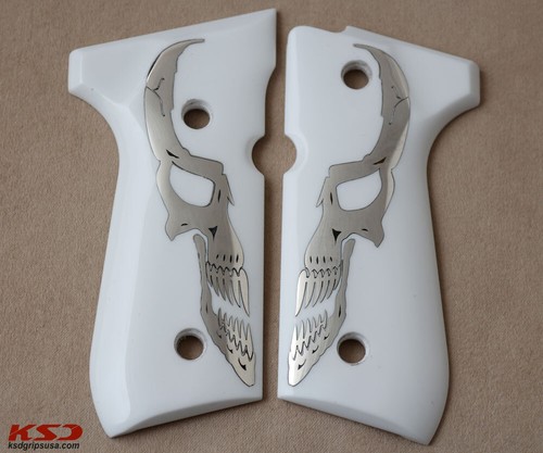 Poignées acryliques blanches