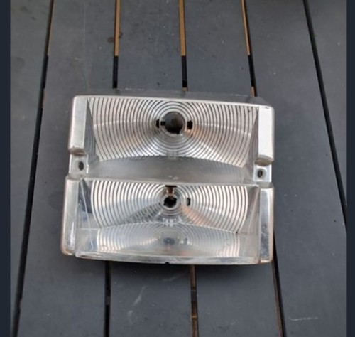 Socle feu arriere - socle,