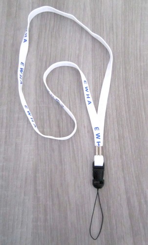 Tour cou plat porte - plat, badge