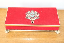 Ancienne Boite vintage rouge