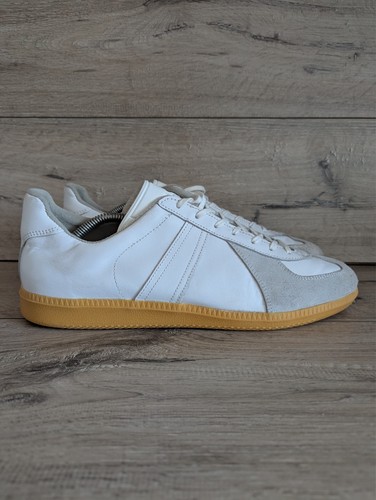 Sport vintage white gray - bw,