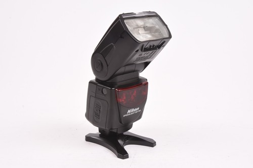Nikon 700 hot - nikon,