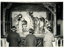 Paris, la crêche de l'église