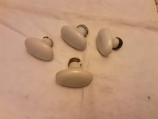 4 POIGNEES DE PORTES ANCIENNES