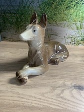 Chien en céramique de St