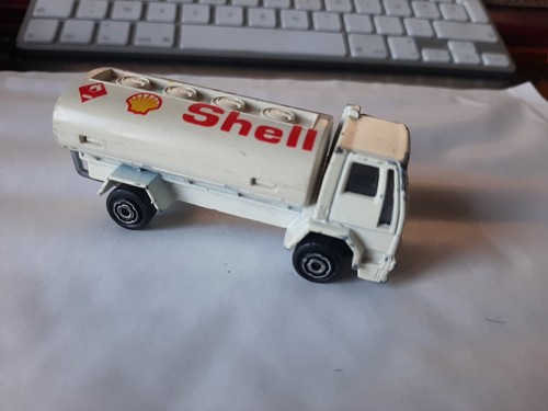 Majorette 241 245 - majorette, ford