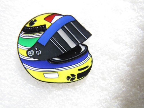 Pin formule casque - , 1