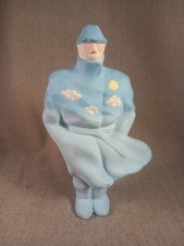 Ancienne statue en porcelaine