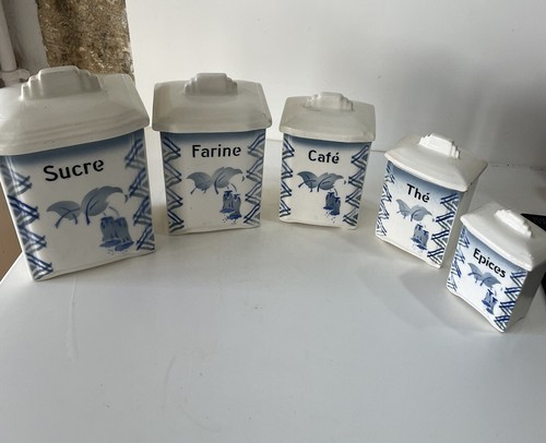 Série pots à - série, 5