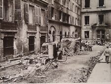 WW2 Photo  Libération de Paris] Rue de Mondovi. Voitures allemandes détruites
