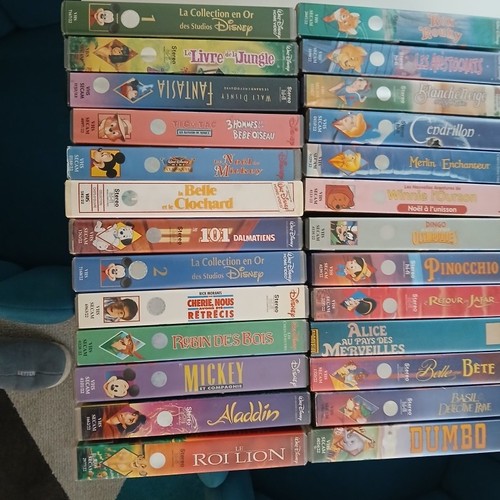 Lot cassettes vhs disney - 26,