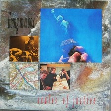 LP 38. Vinyle Maxi 45 Tours - Living In A Box. – Scales Of Justice 1987