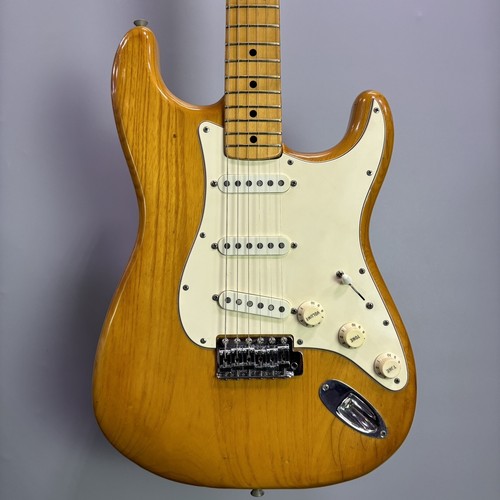 Fender 1976 stratocaster used - fender,